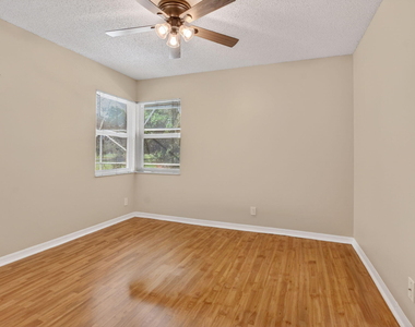 10065 Camelback Lane - Photo Thumbnail 29