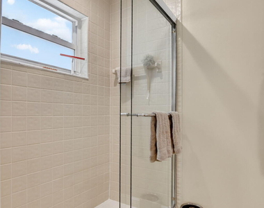 10065 Camelback Lane - Photo Thumbnail 37