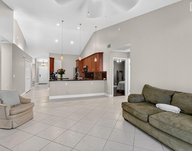 10065 Camelback Lane - Photo Thumbnail 23