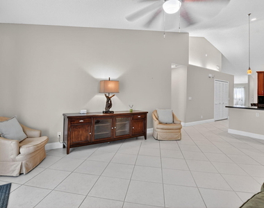 10065 Camelback Lane - Photo Thumbnail 22