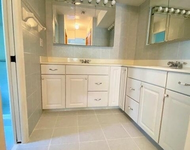 5585 Pennock Point Road - Photo Thumbnail 6