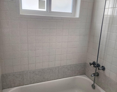 750 Sw 2 Street - Photo Thumbnail 9
