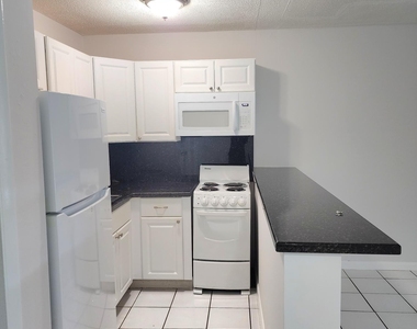 750 Sw 2 Street - Photo Thumbnail 4