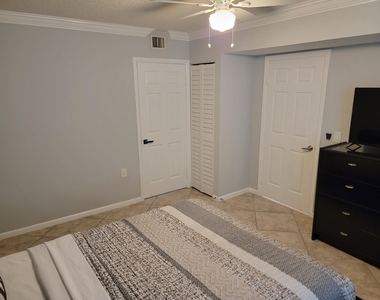 3540 Whitehall Drive - Photo Thumbnail 17
