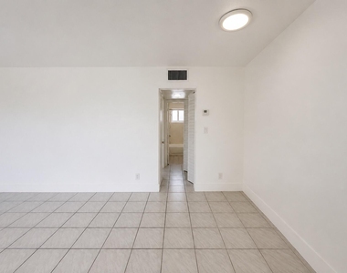 1857 Jefferson Street - Photo Thumbnail 11