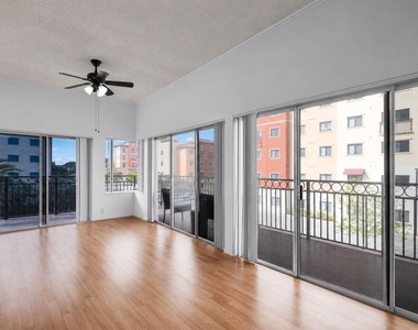 4850 Sw 63rd Terrace - Photo Thumbnail 4