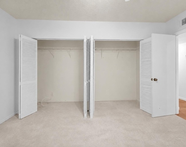 4850 Sw 63rd Terrace - Photo Thumbnail 15