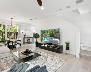 417 Sw 8th Street - Photo Thumbnail 1