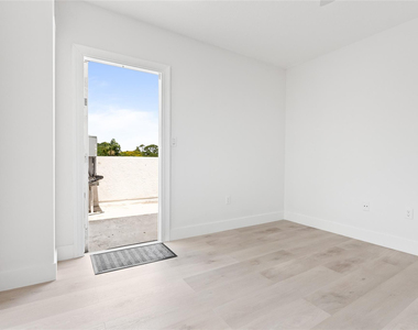 417 Sw 8th Street - Photo Thumbnail 20