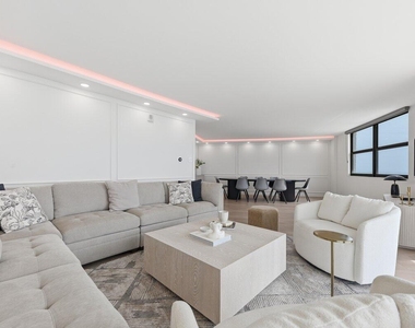 5420 N Ocean Drive - Photo Thumbnail 6