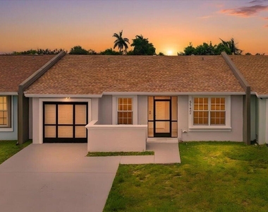 5540 S Lakewood Cir Circle S - Photo Thumbnail 47