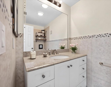 5540 S Lakewood Cir Circle S - Photo Thumbnail 17