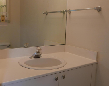 227 City View Drive - Photo Thumbnail 12