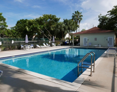 227 City View Drive - Photo Thumbnail 30