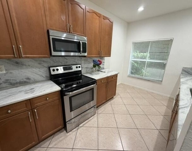 3126 Merrick Terrace - Photo Thumbnail 6