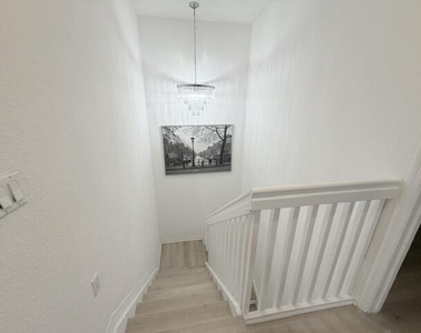 3126 Merrick Terrace - Photo Thumbnail 21
