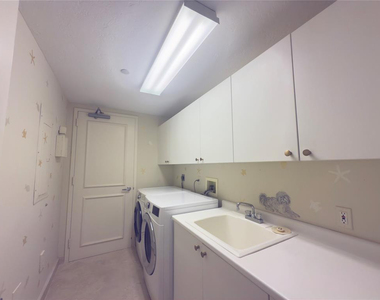 800 Ocean Drive - Photo Thumbnail 12