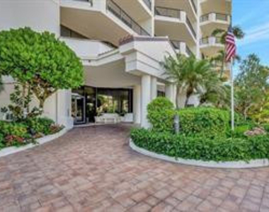 800 Ocean Drive - Photo Thumbnail 26