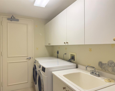 800 Ocean Drive - Photo Thumbnail 13