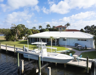8585 Se Palm Street - Photo Thumbnail 2