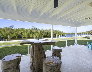 8585 Se Palm Street - Photo Thumbnail 28