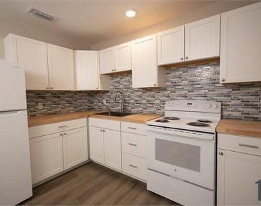 4409 Palm Avenue - Photo Thumbnail 8