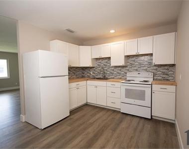 4409 Palm Avenue - Photo Thumbnail 10