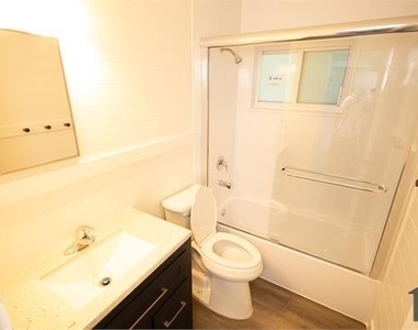 4409 Palm Avenue - Photo Thumbnail 1
