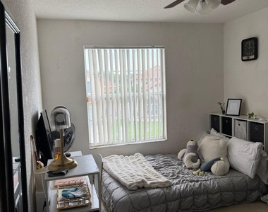 7418 Wescott Terrace - Photo Thumbnail 11