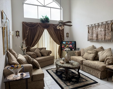 7418 Wescott Terrace - Photo Thumbnail 5