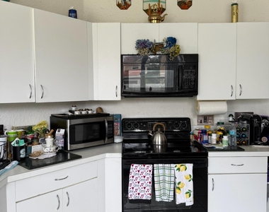 7418 Wescott Terrace - Photo Thumbnail 28