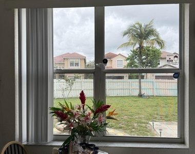 7418 Wescott Terrace - Photo Thumbnail 7