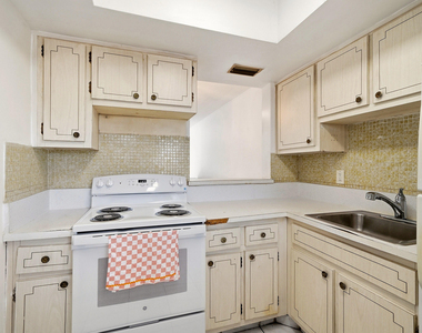 1333 E Hallandale Beach Boulevard - Photo Thumbnail 2