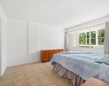 1333 E Hallandale Beach Boulevard - Photo Thumbnail 10