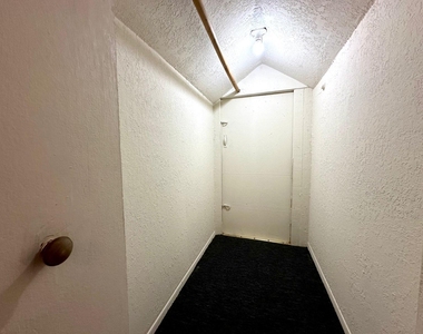 523 Valley Forge Road - Photo Thumbnail 7