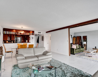 3000 E Sunrise Boulevard - Photo Thumbnail 15