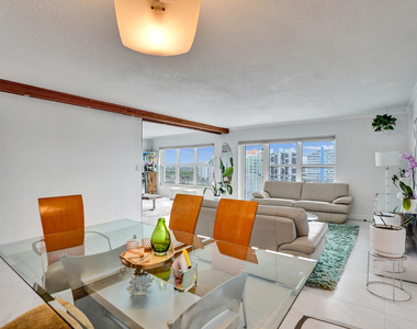 3000 E Sunrise Boulevard - Photo Thumbnail 25