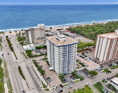 3000 E Sunrise Boulevard - Photo Thumbnail 1