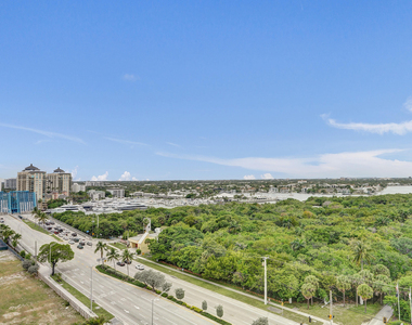 3000 E Sunrise Boulevard - Photo Thumbnail 68