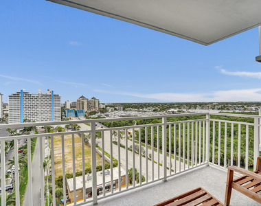3000 E Sunrise Boulevard - Photo Thumbnail 56
