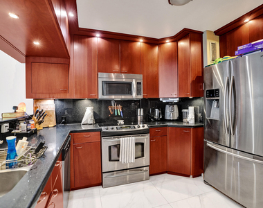 3000 E Sunrise Boulevard - Photo Thumbnail 29
