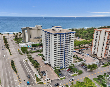 3000 E Sunrise Boulevard - Photo Thumbnail 4