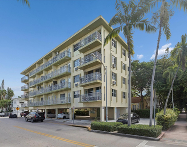 851 Meridian Avenue - Photo Thumbnail 8