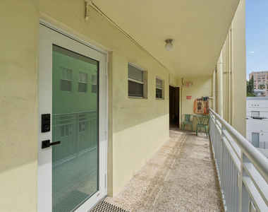 851 Meridian Avenue - Photo Thumbnail 7