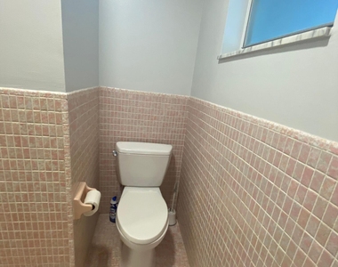 1317 Willow Road - Photo Thumbnail 18