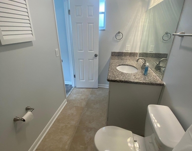 1317 Willow Road - Photo Thumbnail 13