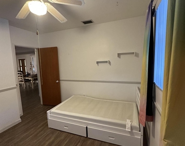 7000 Sw 11th Street - Photo Thumbnail 31