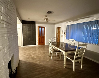 7000 Sw 11th Street - Photo Thumbnail 21