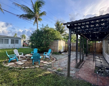 7000 Sw 11th Street - Photo Thumbnail 42
