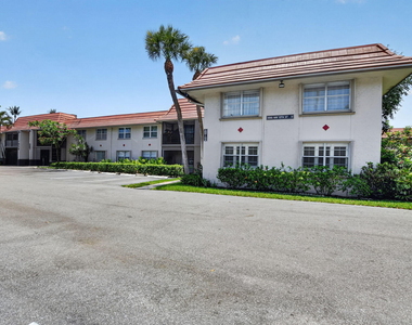 1050 Nw 13th Street - Photo Thumbnail 1